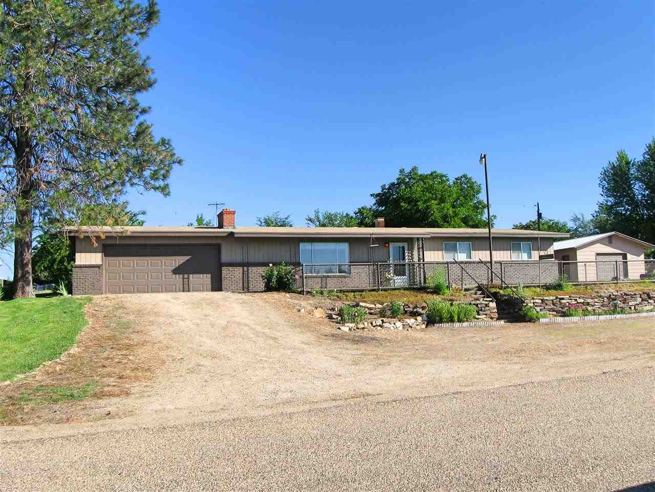 14094 Raymond Dr, Caldwell, ID 83607 photo 1