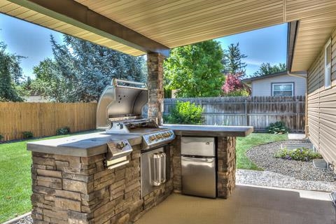 3720 N Maywood Dr, Boise, ID 83704 photo 1
