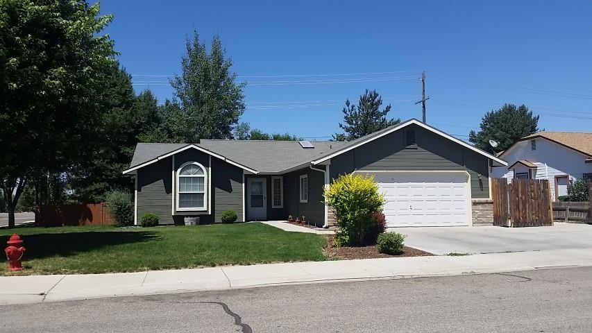 2650 W Pebblestone Ct, Meridian, ID 83646 photo 1