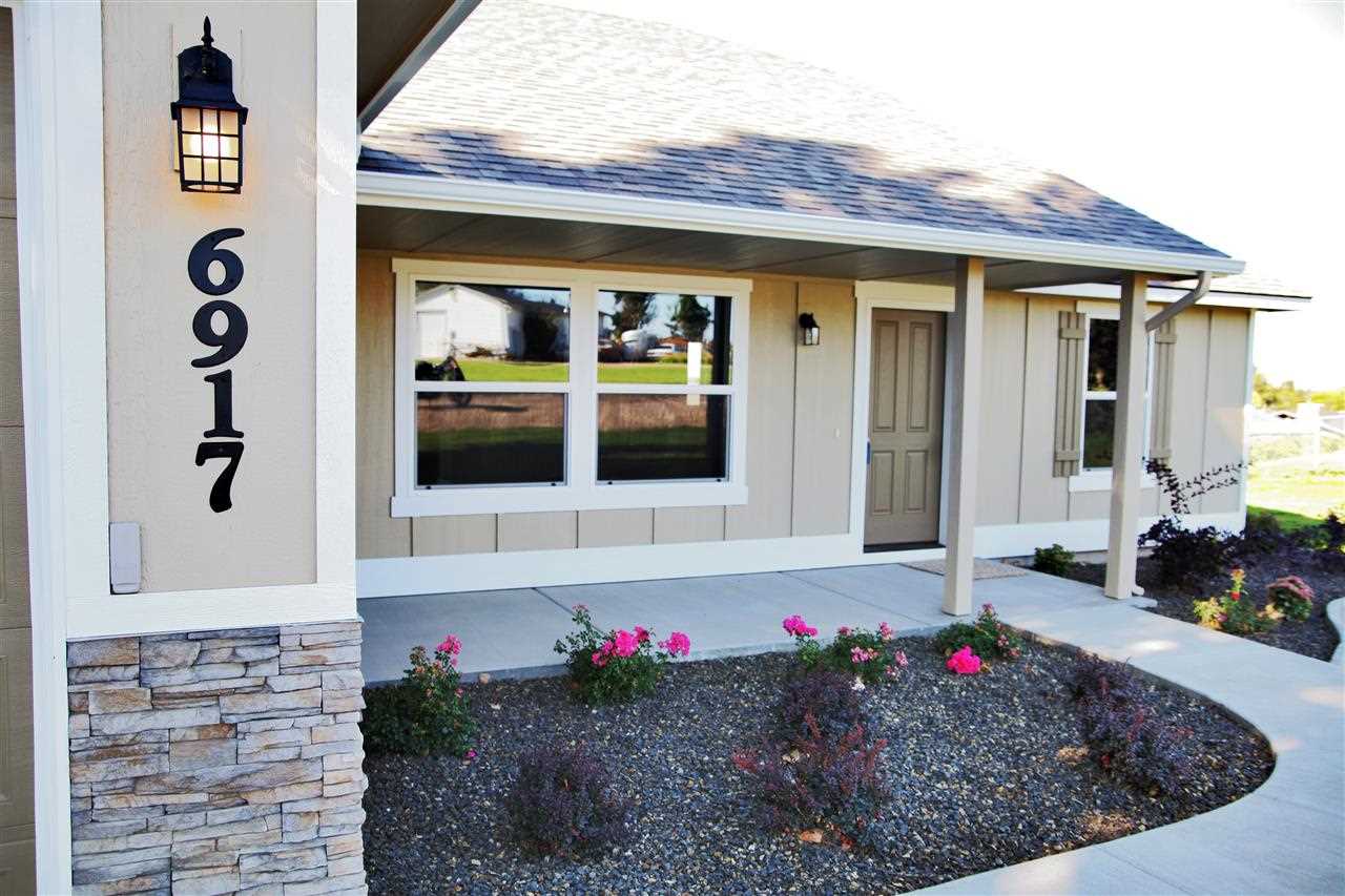 6917 Parkway Ln, Nampa, ID 83687 photo 1