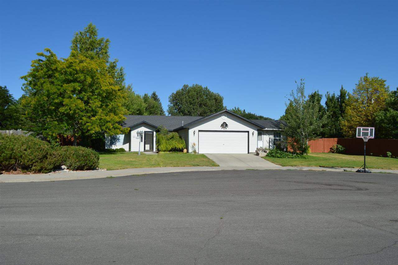 508 Elizabeth Park Dr, Twin Falls, ID 83301 photo 1