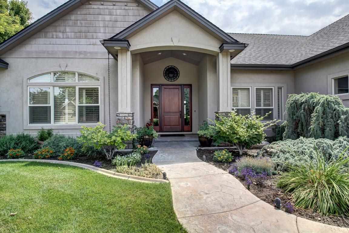 5858 N Yaquina Head Way, Garden City, ID 83714 photo 1