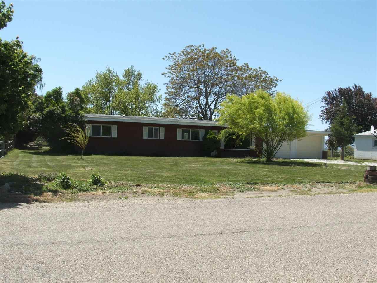 121 Mountain View Dr, Nampa, ID 83686 photo 1