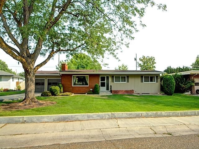 131 S Rowena St, Nampa, ID 83686 photo 1