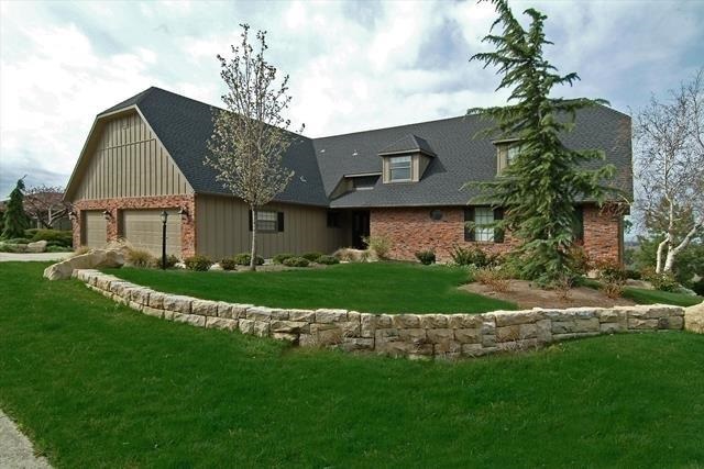 2261 W Spring Mountain Dr, Boise, ID 83702 photo 1