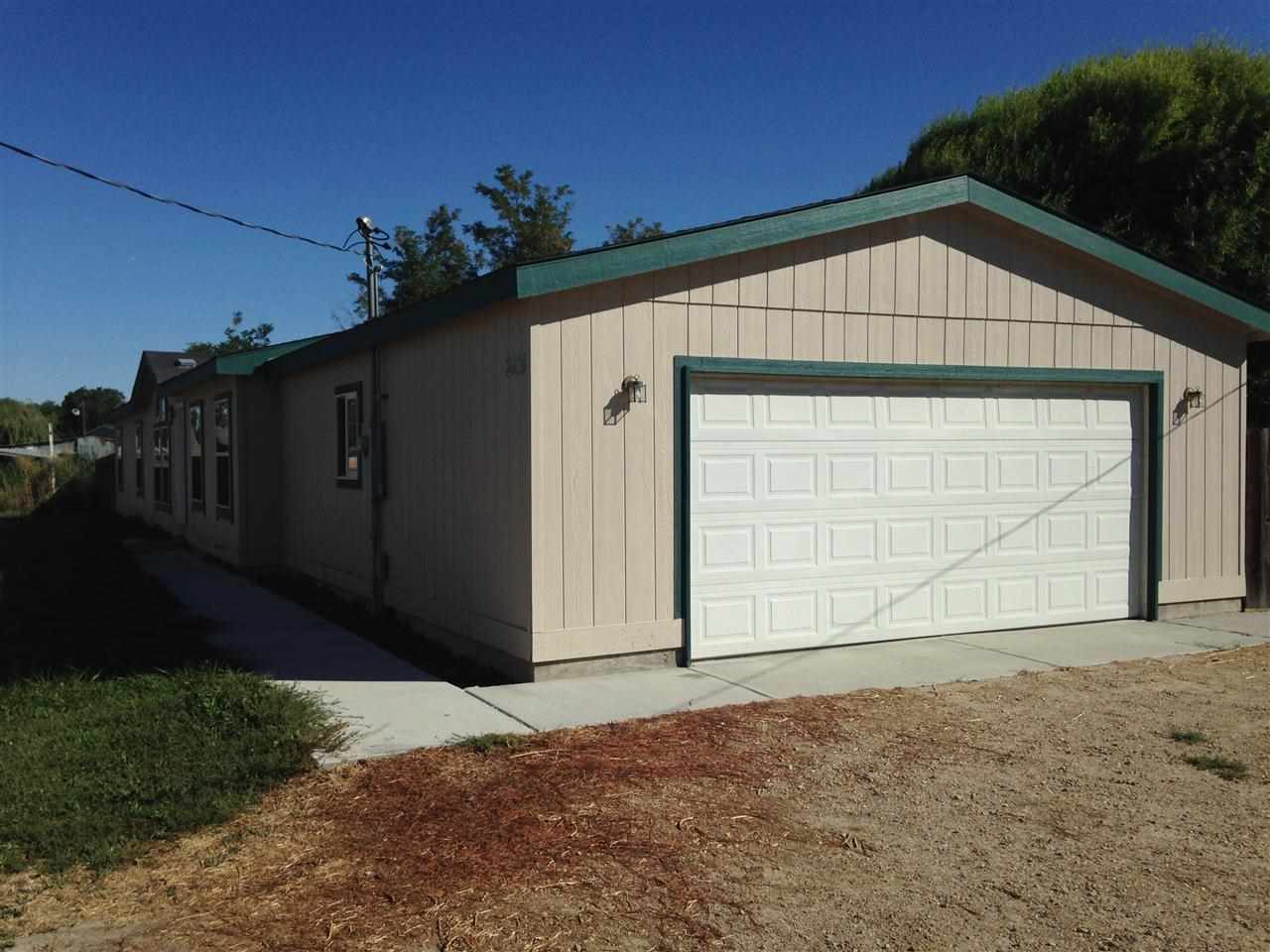 3028 E Railroad, Nampa, ID 83687 photo 1