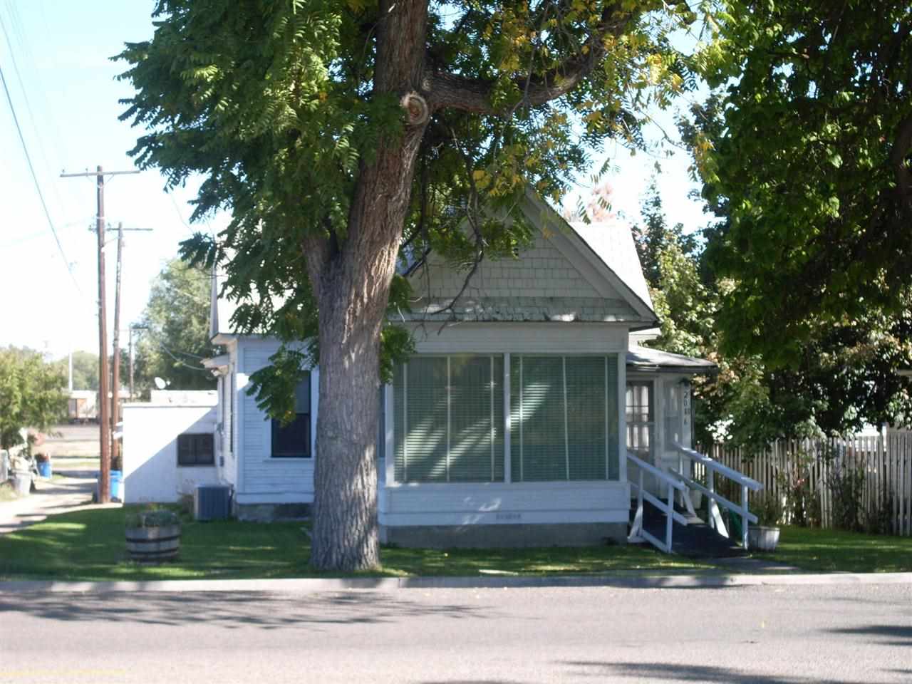2016 2nd St S, Nampa, ID 83651 photo 1