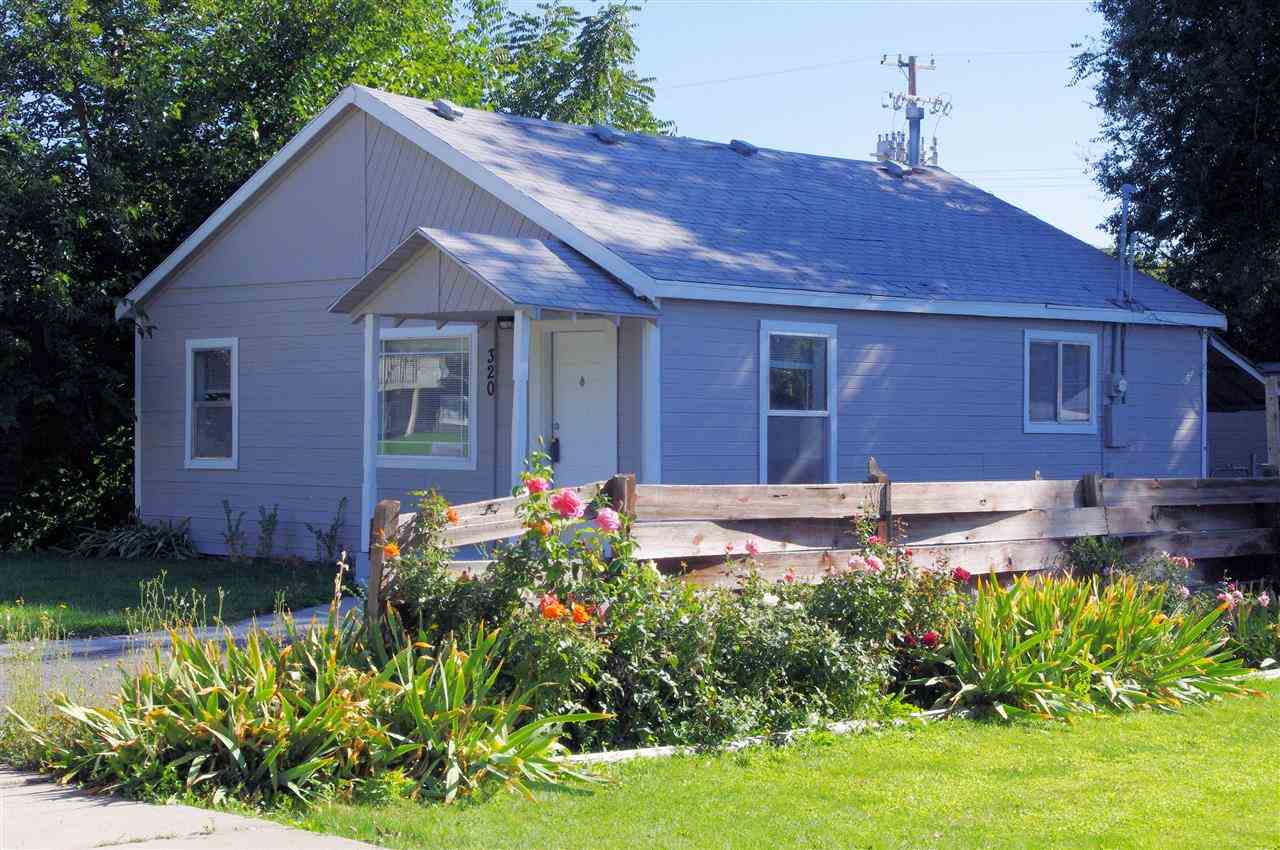 320 13th Ave N, Nampa, ID 83651 photo 1