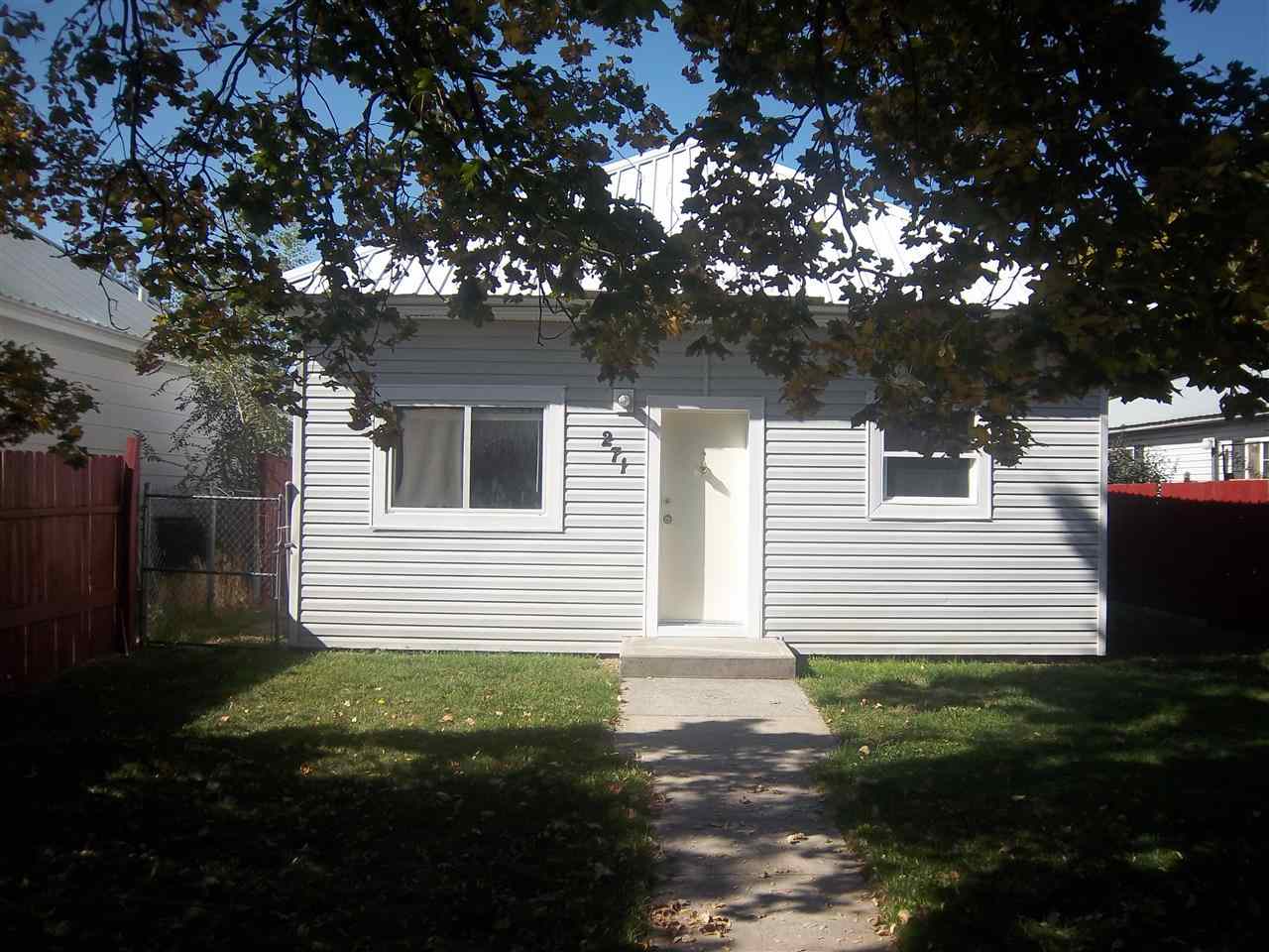 271 NW 5th St, Ontario, OR 97914 photo 1
