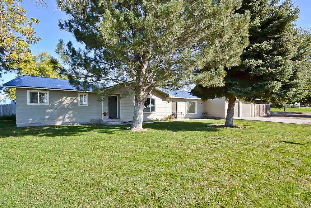 332 Fay Ln, Nampa, ID 83686 photo 1