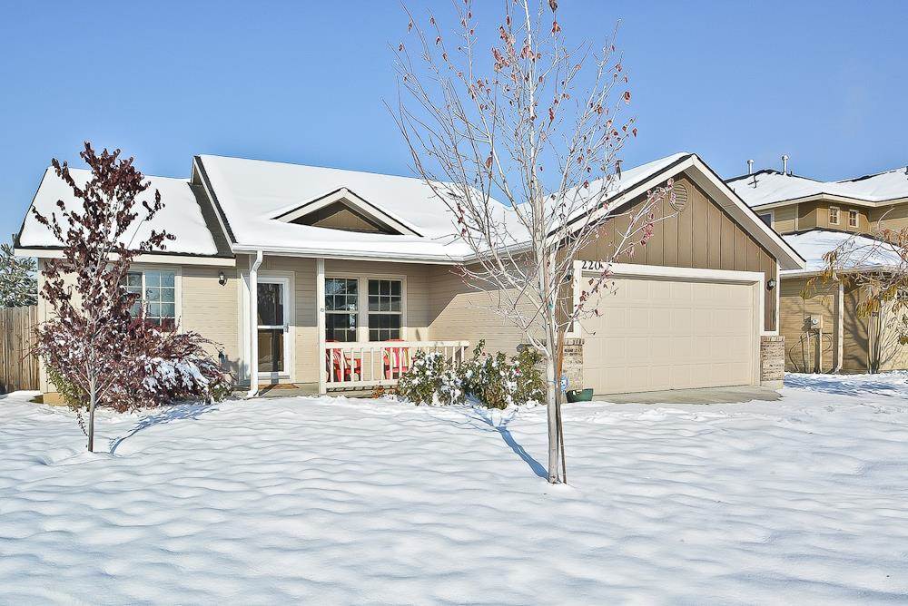 220 E Ironstone Dr, Meridian, ID 83646 photo 1
