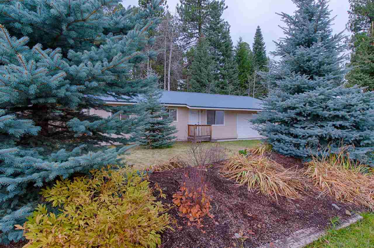 1112 Alpine St, Mccall, ID 83638 photo 1