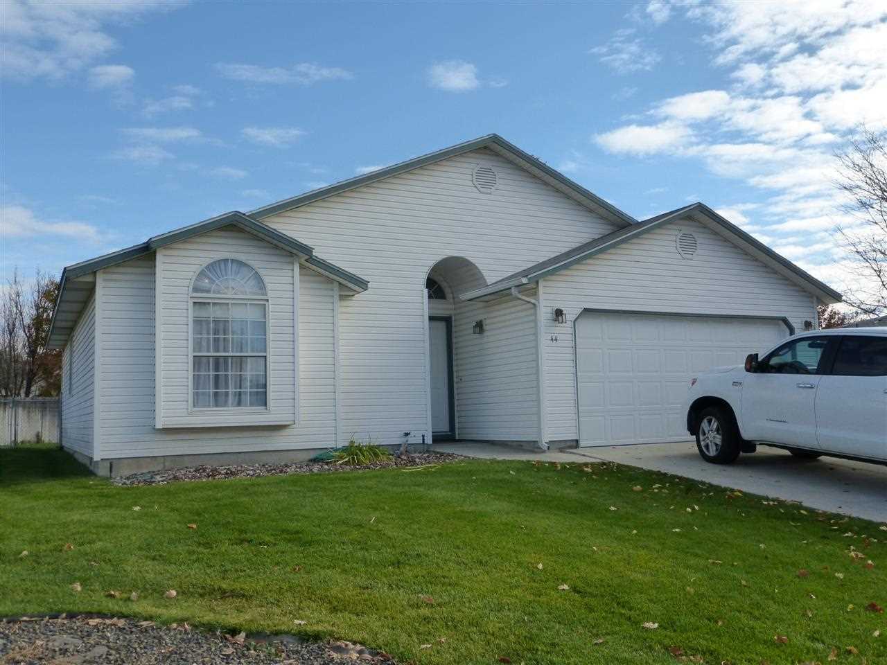 44 S Taffy Dr, Nampa, ID 83687 photo 1