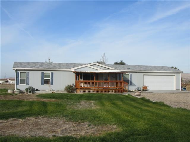1585 Dustin Dr, Vale, OR 97918 photo 1