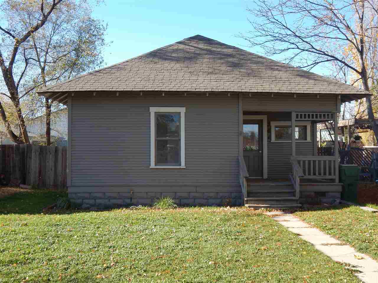 361 NW 5th St, Ontario, OR 97914 photo 1