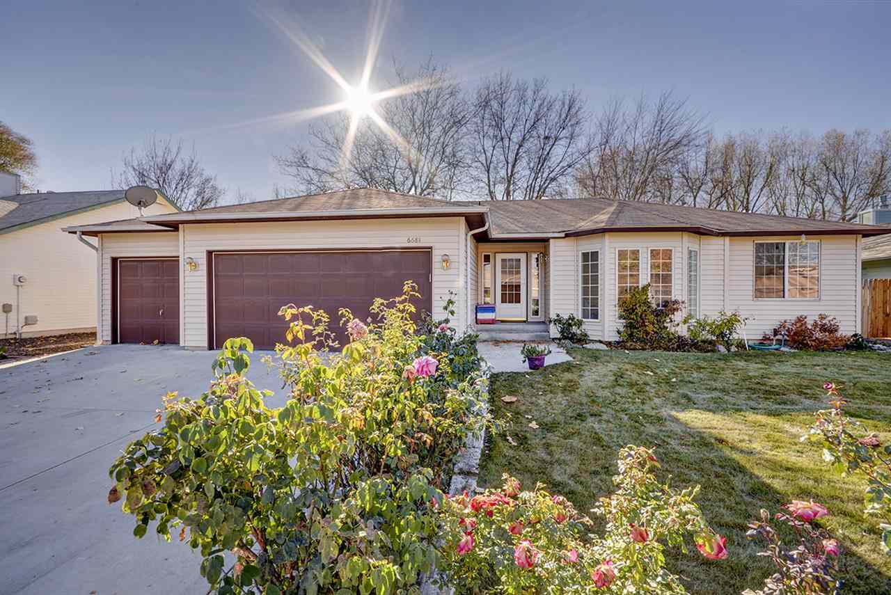 6681 W Baron Dr, Garden City, ID 83714 photo 1