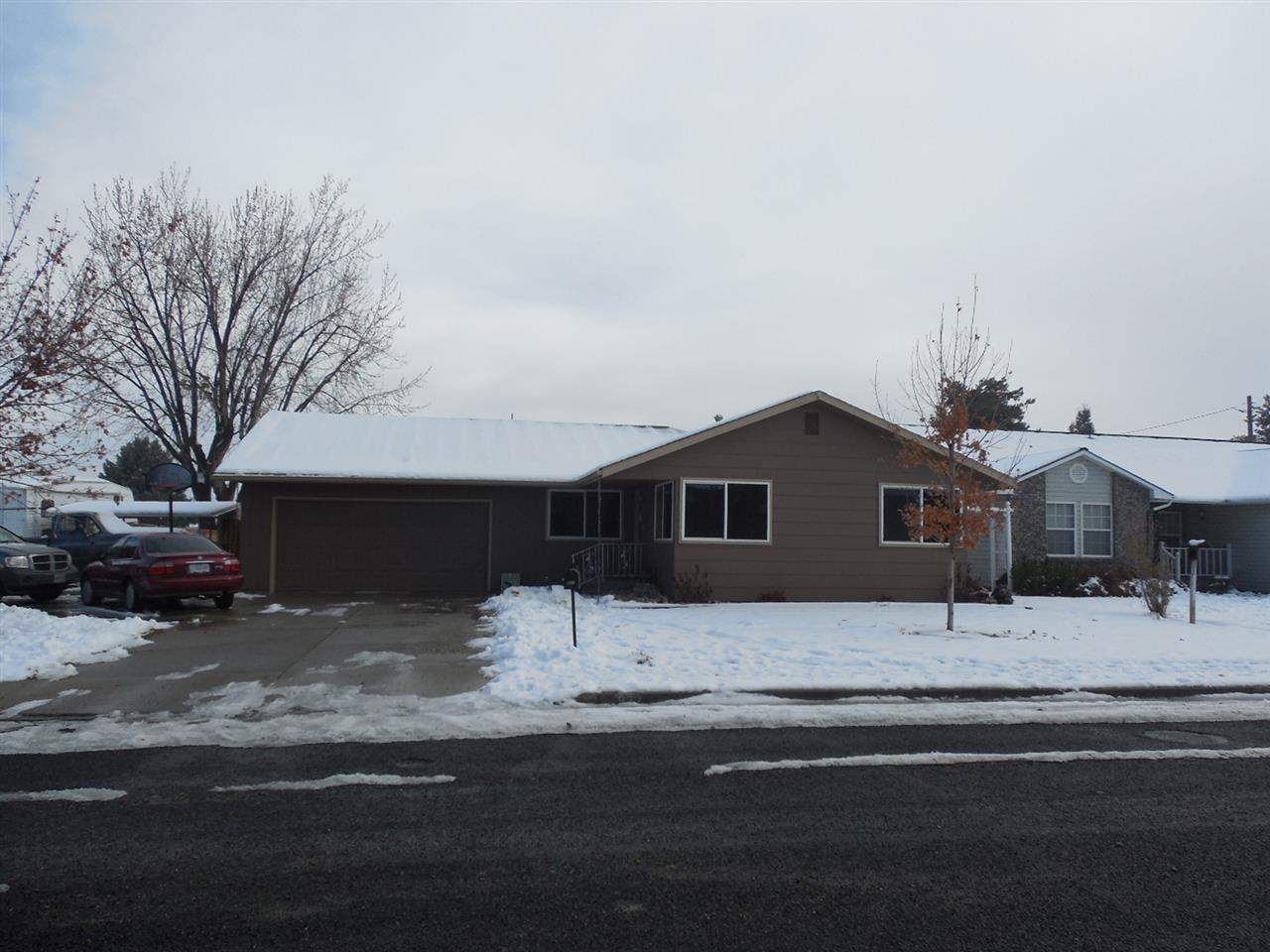 922 SW 12th St, Ontario, OR 97914 photo 1