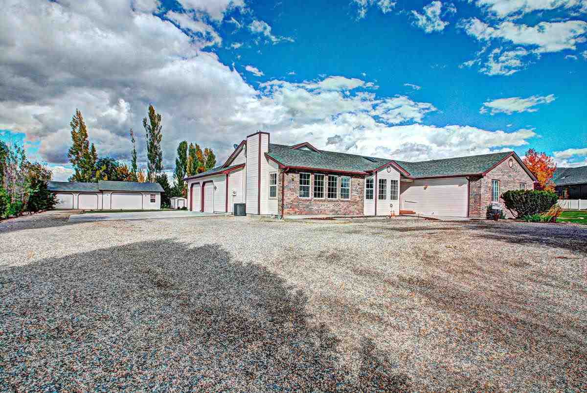 2152 Haw Creek Cir, Emmett, ID 83617 photo 1