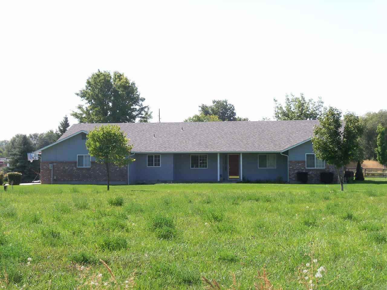 6333 N Bogart Ln, Garden City, ID 83714 photo 1
