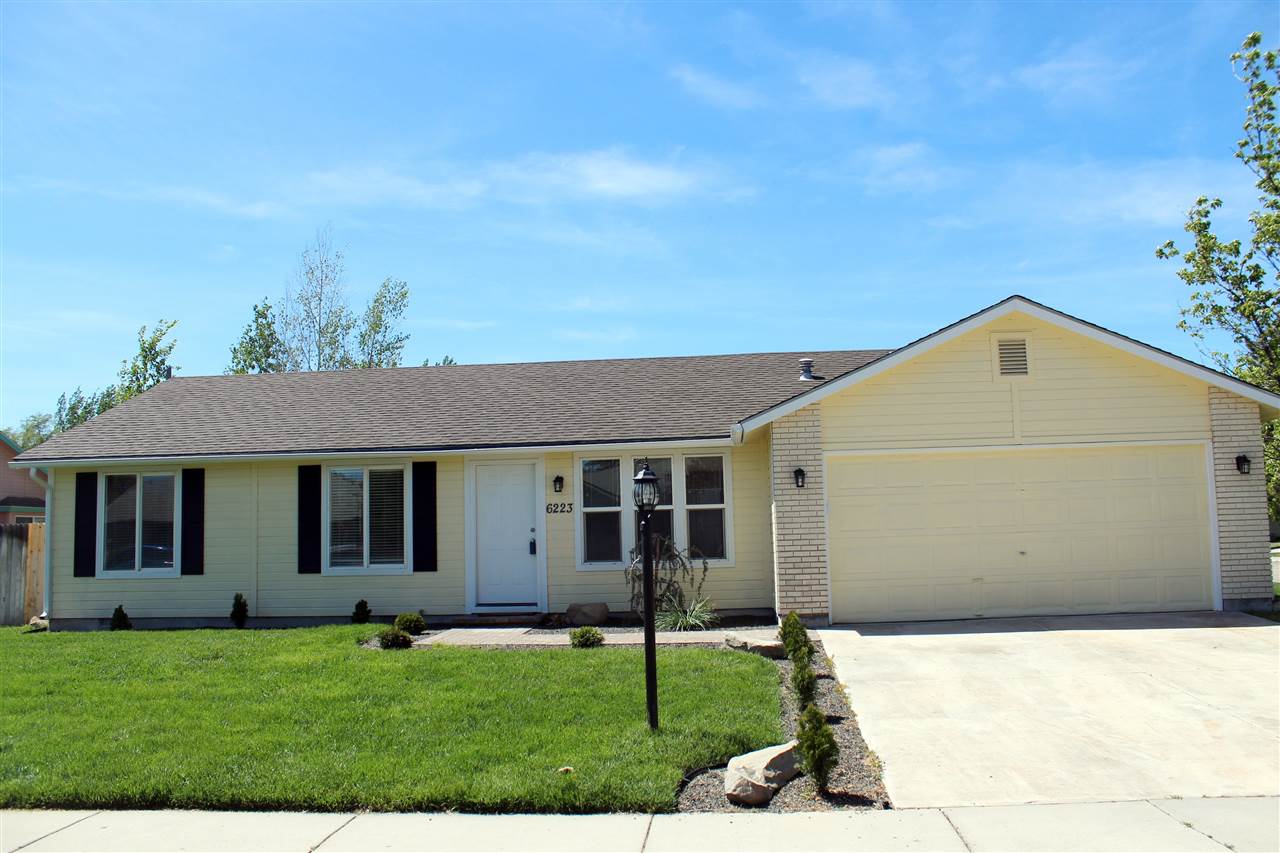6223 N Prescott Ave, Garden City, ID 83714 photo 1
