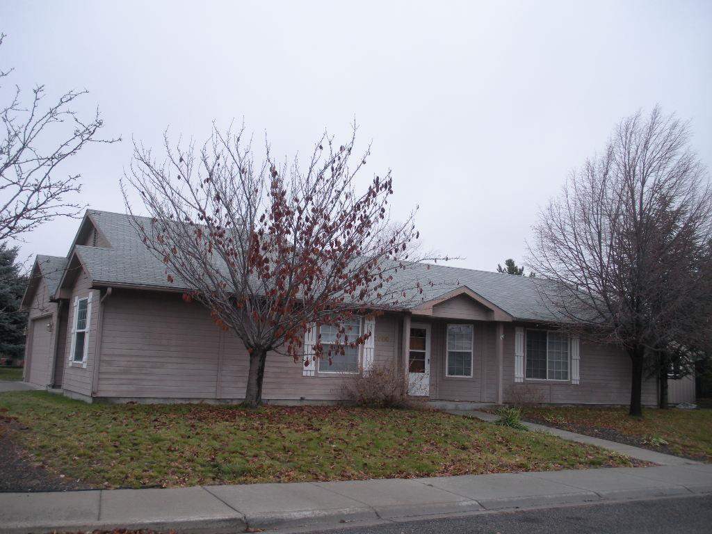 2000 N Applewood Pl, Meridian, ID 83646 photo 1