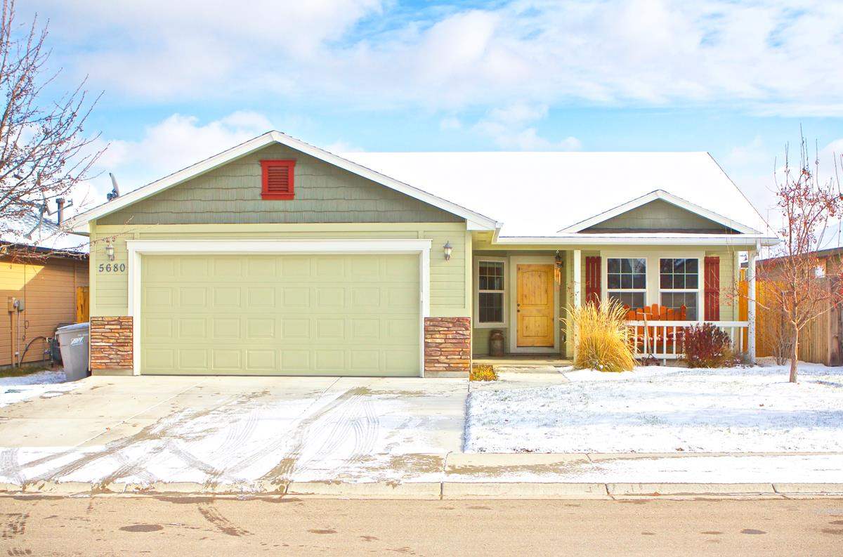 5680 N Hertford Way, Garden City, ID 83714 photo 1