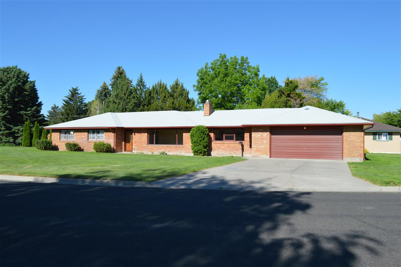 841 Mountain Vw E, Twin Falls, ID 83301 photo 1