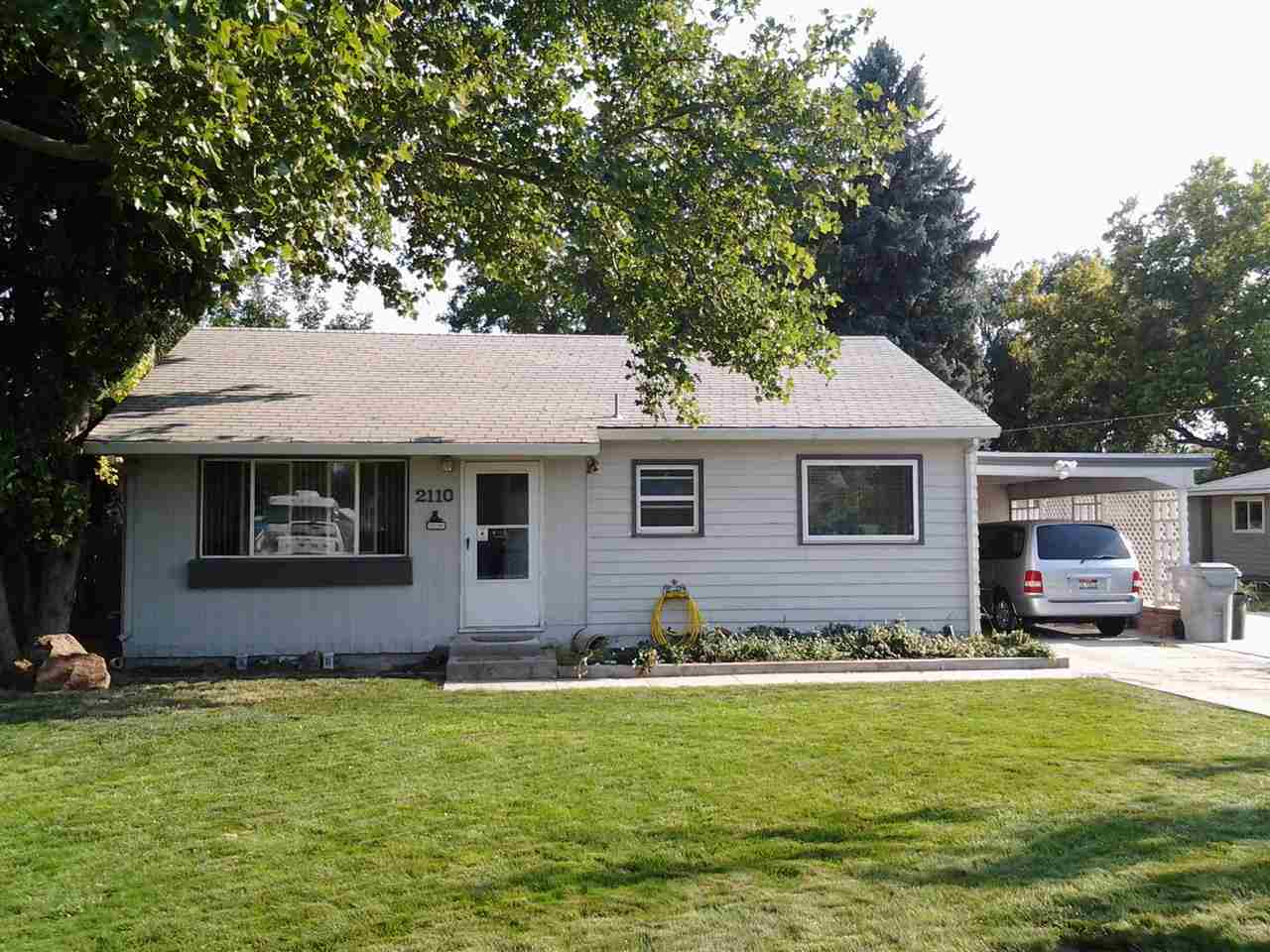 2110 E Locust St, Caldwell, ID 83605 photo 1