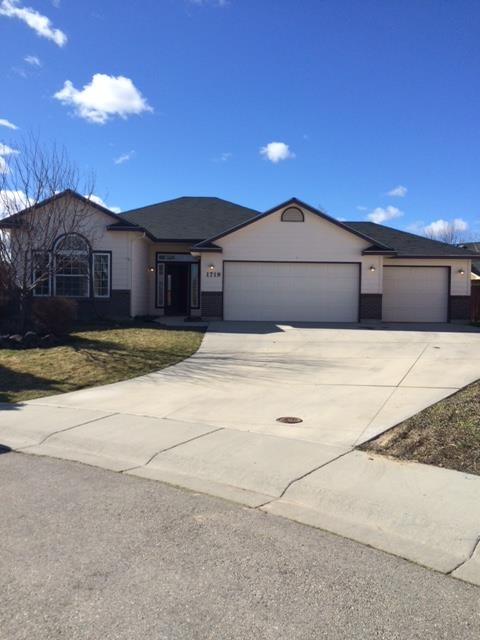 1719 Cashew Ct, Nampa, ID 83651 photo 1