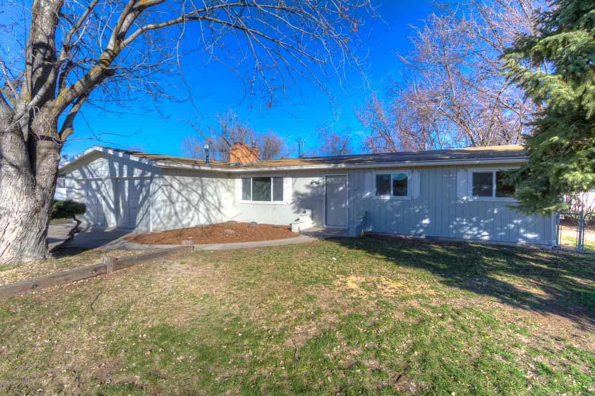 9112 W Halstead Dr, Boise, ID 83704 photo 1