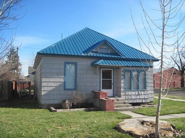 690 SW 1st St, Ontario, OR 97914 photo 1
