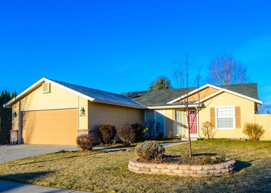 6661 N Waterlilly Way, Garden City, ID 83714 photo 1
