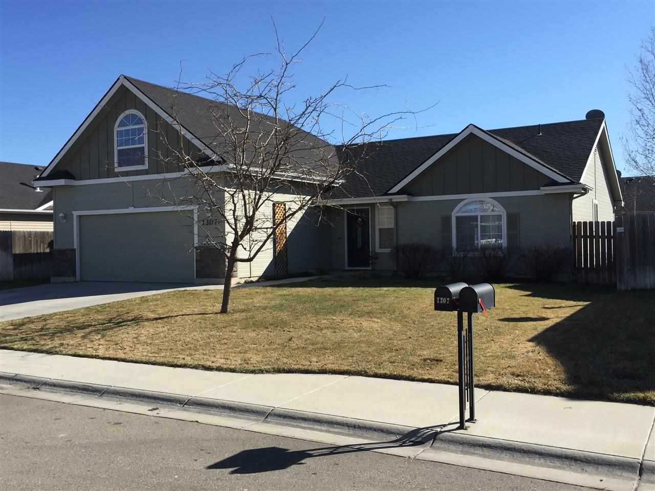 1307 W Hawk Pl, Nampa, ID 83651 photo 1