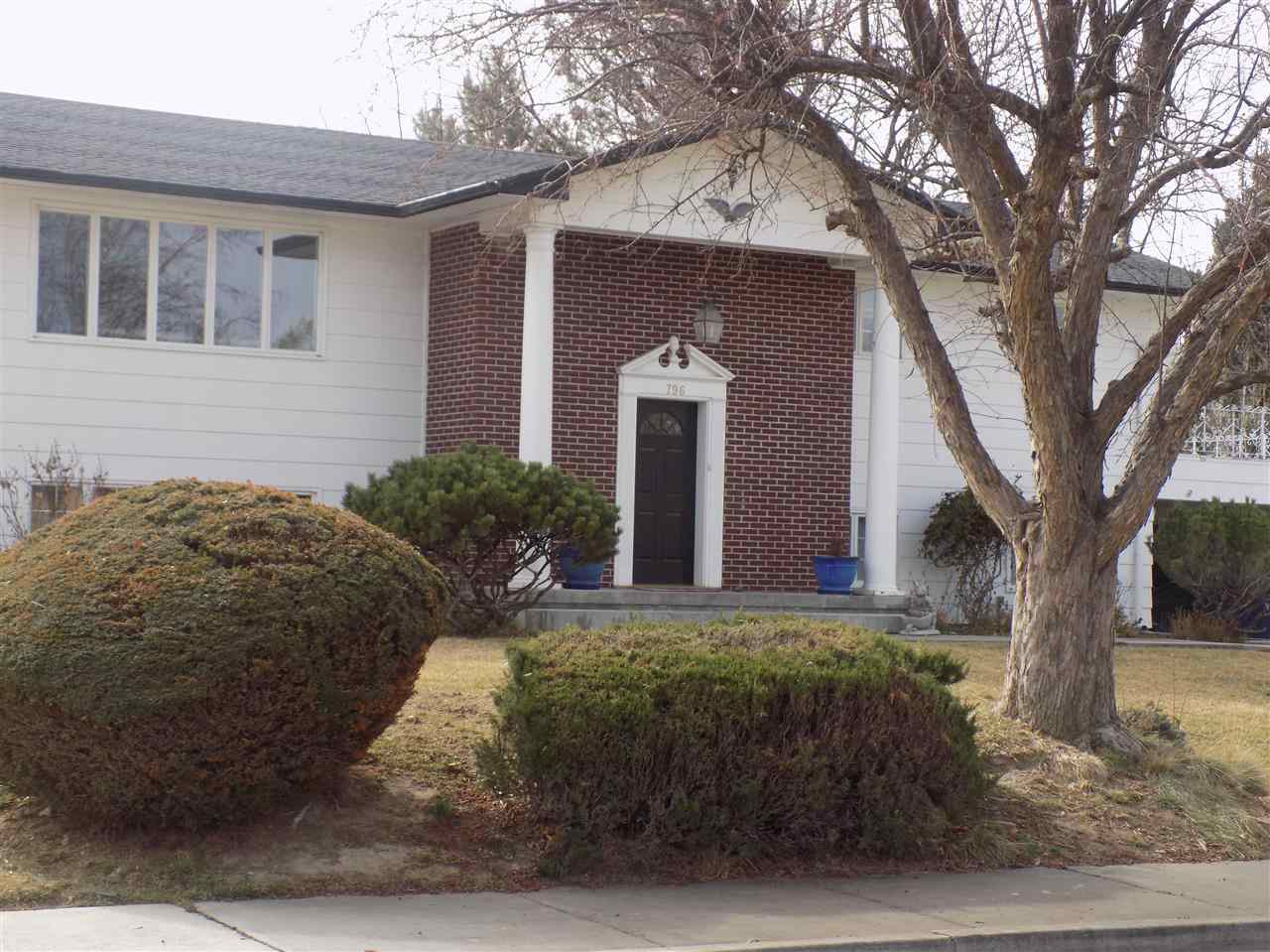 796 Green Acres Dr, Twin Falls, ID 83301 photo 1