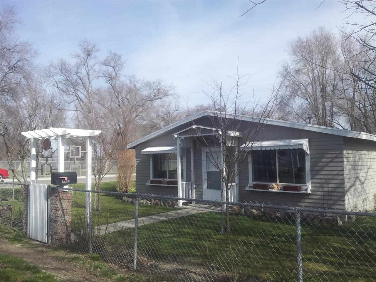 120 E 3rd St, Nyssa, OR 97913 photo 1