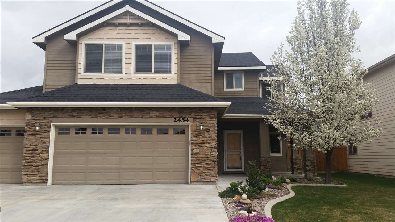 2454 E Omera St, Meridian, ID 83646 photo 1