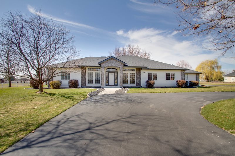 1507 N Chaucer Way, Eagle, ID 83616 photo 1