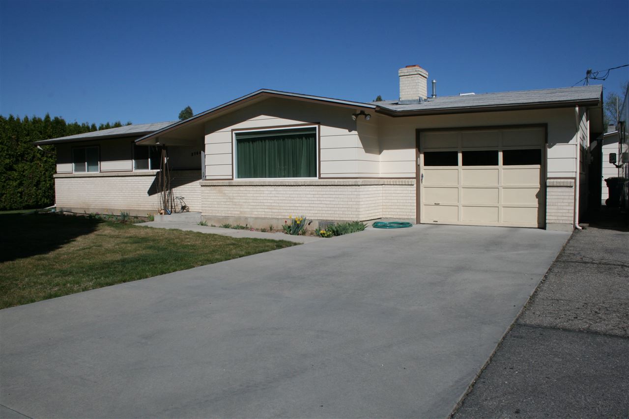 2756 S Cloverdale Rd, Boise, ID 83709 photo 1