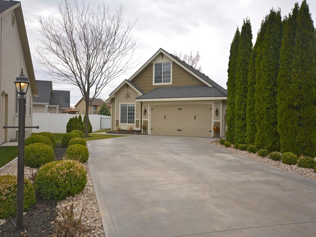 4101 W Daly Ln, Meridian, ID 83646 photo 1