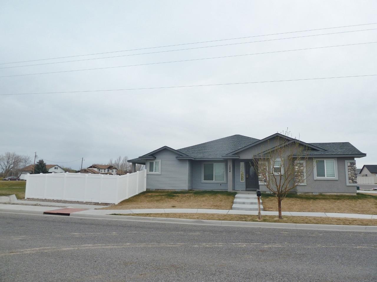 1254 Filer Ave W, Twin Falls, ID 83301 photo 1