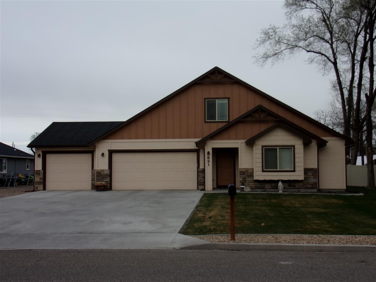 891 W Main St, Vale, OR 97918 photo 1