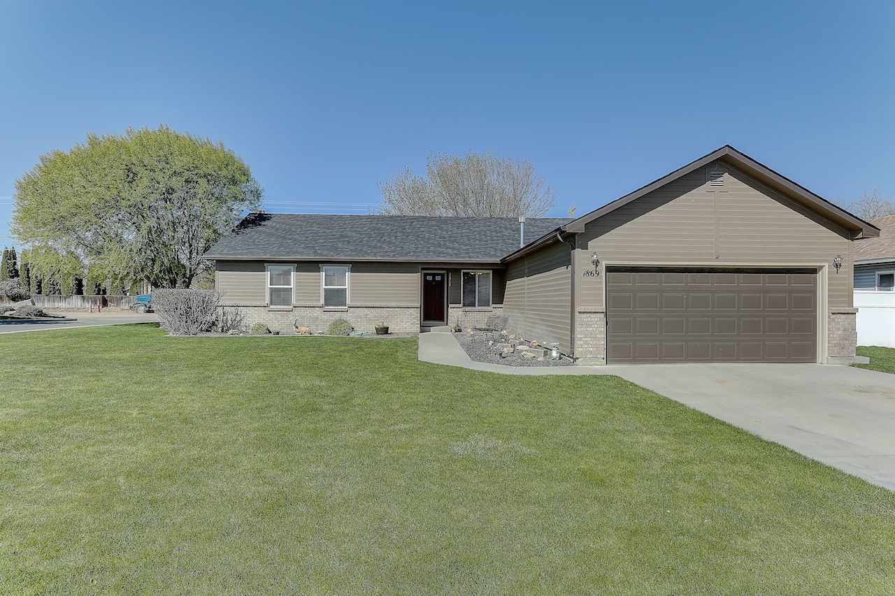 1869 N Swainson Ave, Meridian, ID 83646 photo 1