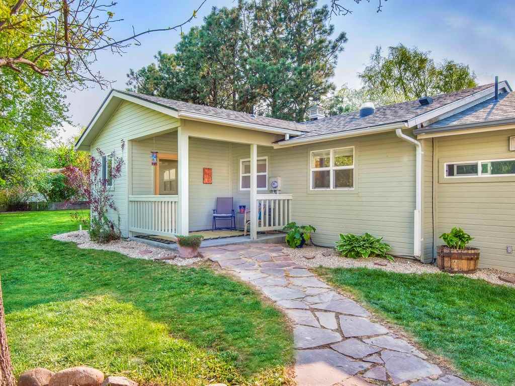 987 N Arlington Dr, Eagle, ID 83616 photo 1
