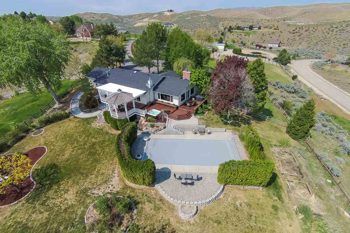 3896 N Holl Dr, Eagle, ID 83616 photo 1
