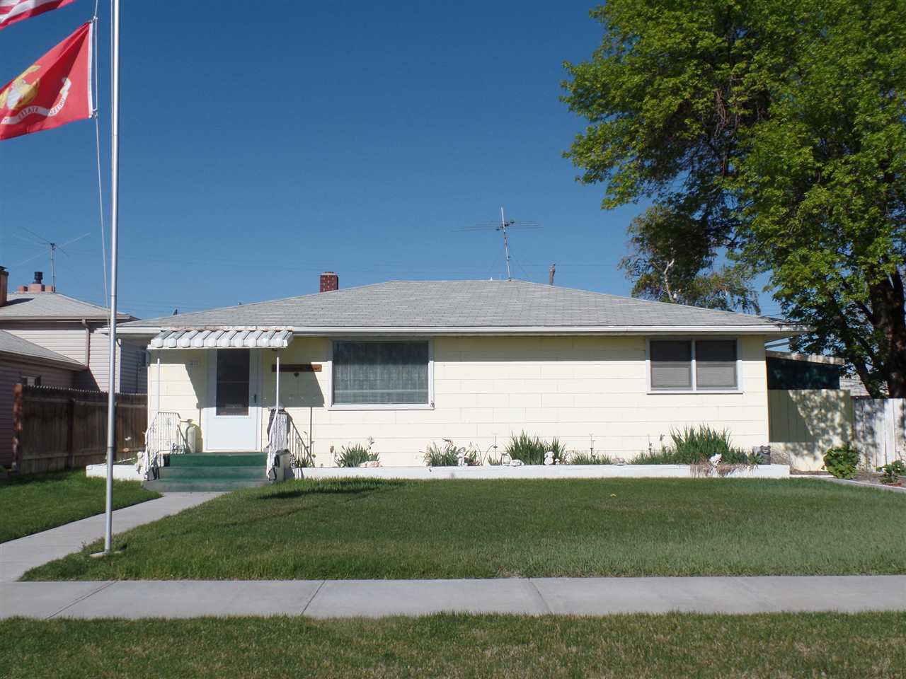 211 2nd St, Wilder, ID 83676 photo 1