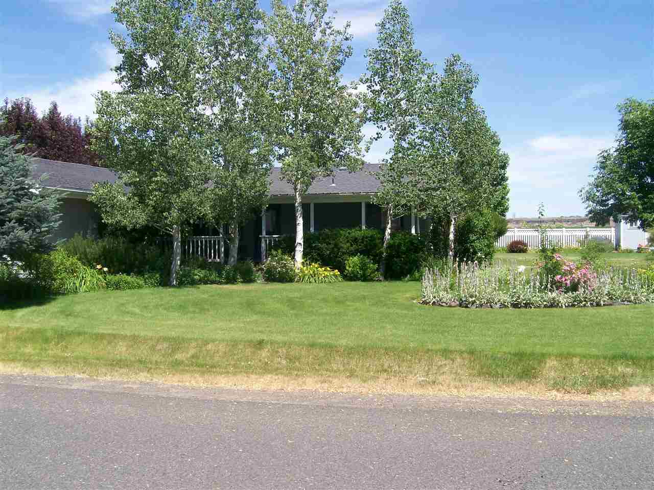 2732 Northview Dr E, Hagerman, ID 83332 photo 1