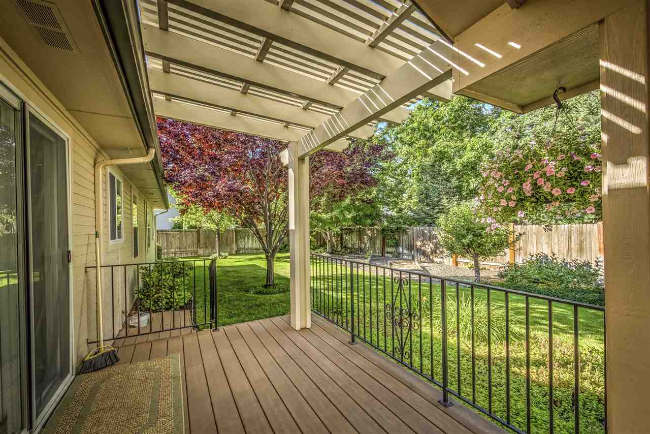 2543 E Timberland, Eagle, ID 83616 photo 1