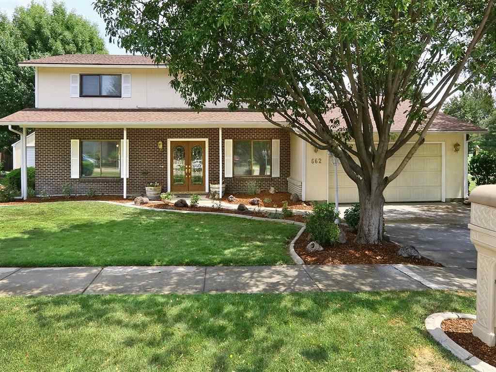 662 N Eagle Hills Way, Eagle, ID 83616 photo 1