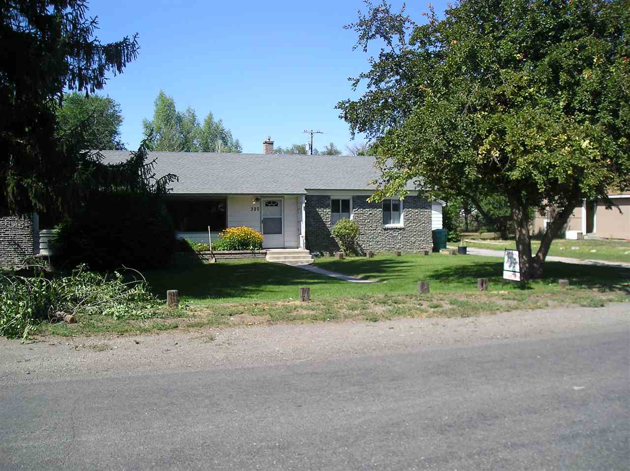 320 E 6th Ave, Wendell, ID 83355 photo 1