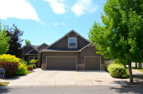 2911 E Shadoweagle Dr, Eagle, ID 83616 photo 1